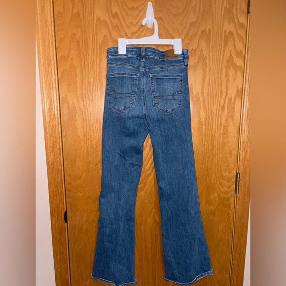 American Eagle Jeans Medium Wash Stretch Denim Casual Flare Fit Size 4 - Picture 4 of 11